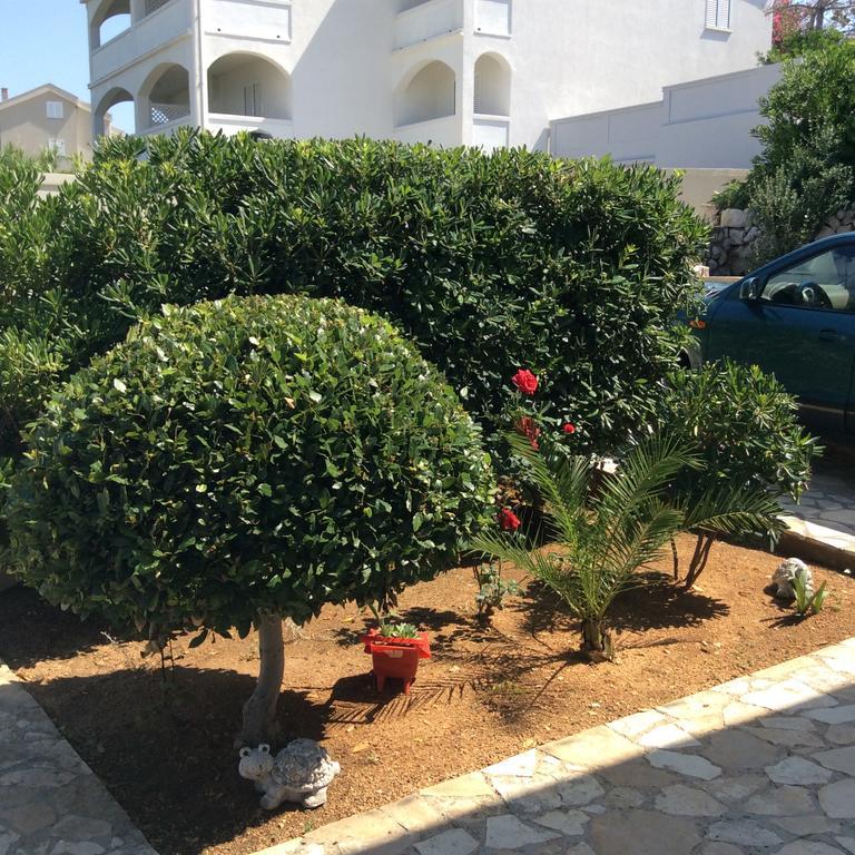 Island Of Pag Holiday Apartments Luaran gambar