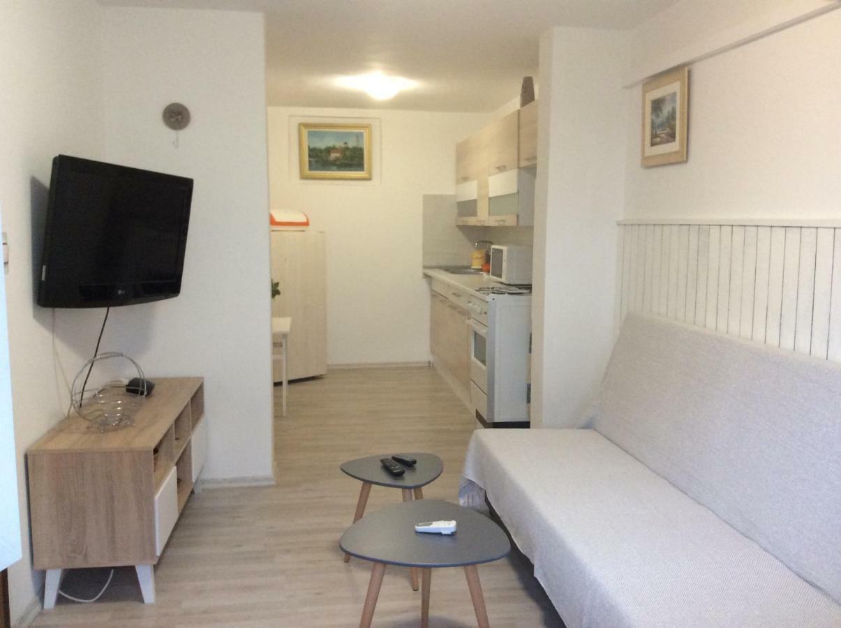 Island Of Pag Holiday Apartments Luaran gambar
