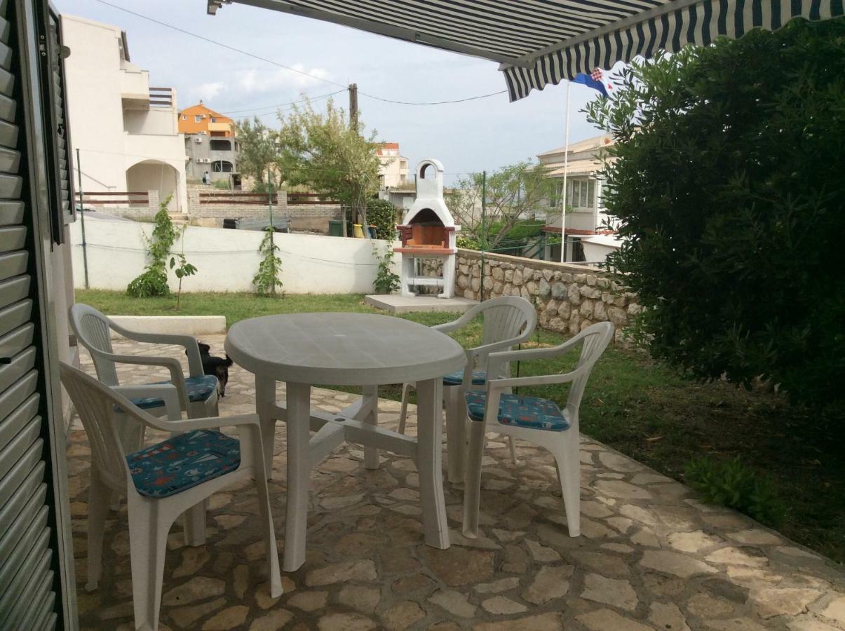 Island Of Pag Holiday Apartments Luaran gambar