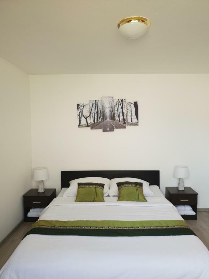 Island Of Pag Holiday Apartments Luaran gambar